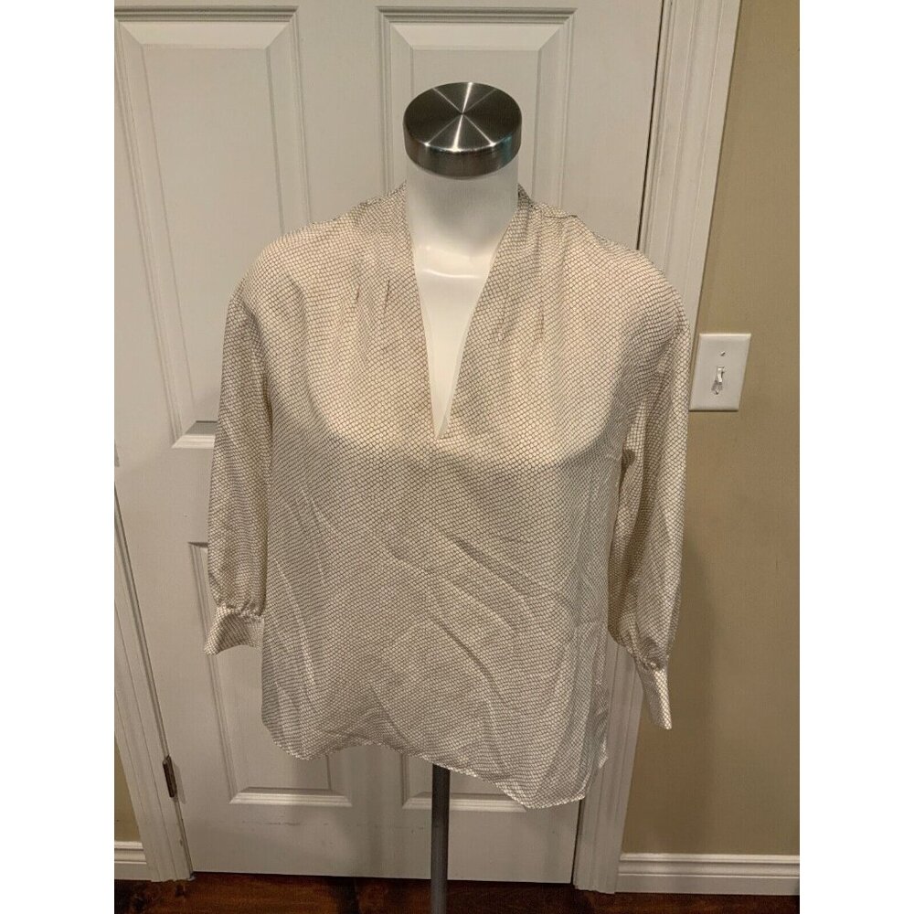 Joie Tan & White Geometric Patterned V-Neck Pull On Shirt, Size XS